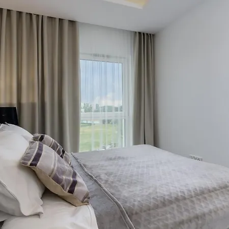 Daire Mikki Albatross Towers